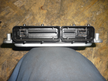 Calculator motor pentru Volkswagen Passat B5, motorizare 1.9 diesel, cod 038906019GL , 0281010944 , EDC15P [1]