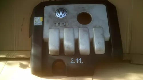 Piese motor - Capac motor pentru Volkswagen Golf 5, motorizare 2.0 diesel, cod 03G103925BP