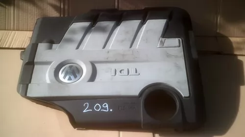 Piese motor - Capac motor pentru Volkswagen Passat B6, motorizare 2.0 diesel, cod 03L103925C