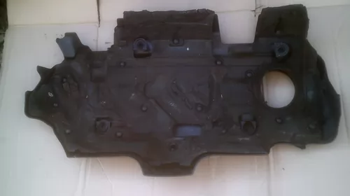 Capac motor pentru Volvo S40 , motorizare 2.4 Diesel, cod 08653495 [1]
