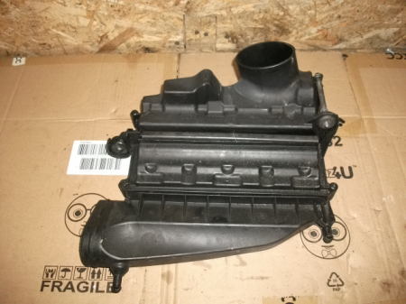 Carcasa filtru aer dreapta pentru Mercedes M-class W164, motorizare 3.0 diesel, cod A6420900701 [1]