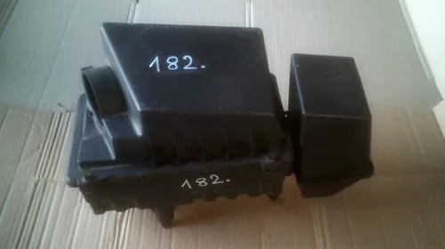 Alte anexe - Carcasa filtru aer pentru Ford Focus 1, motorizare 1.6 benzina, cod 98AB-9600-JD , YS4X9600-AA