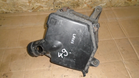 Alte anexe - Carcasa filtru aer pentru Lexus IS220 xe20, motorizare 2.2 diesel, cod 17700-26350