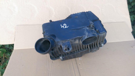 Alte anexe - Carcasa filtru aer pentru Mazda CX7 ER, motorizare 2.3 benzina, cod 13320K3804