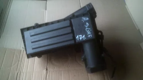 Alte anexe - Carcasa filtru aer pentru Volkswagen Golf 5, motorizare 2.0 diesel, cod 3C0129607AD , 3C0129601AJ