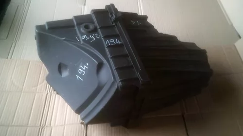 Carcasa filtru aer pentru Volkswagen T5 , motorizare 2.5 diesel, cod 7H0129601J , 7H0129607F [2]