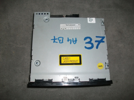Magazie 6 CD Audi A4 B7, an 2001-2007 CD Changer cod 8E0035111D [1]