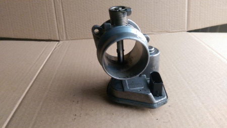 Clapeta acceleratie - Clapeta acceleratie pentru BMW Seria 3 E90, motorizare 2.0 diesel, cod 780437301
