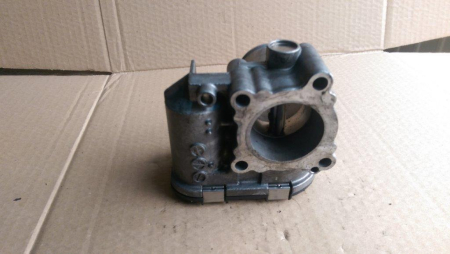 Clapeta acceleratie pentru Renault Laguna 3, motorizare 2.0 diesel, cod 8200330810-E   ,   H8200330812 [1]