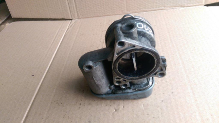 Clapeta acceleratie pentru Volkswagen Golf 5, motorizare 2.0 diesel, cod 03G128063B [1]