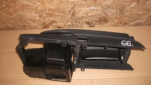Elemente de interior - Cotiera pentru Mercedes C-class W204, cod A2046800639