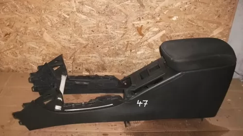 Elemente de interior - Cotiera pentru Toyota Rav-4 XA30