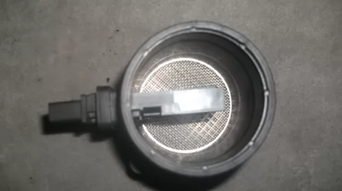 Debitmetru aer pentru Volkswagen Passat B6, motorizare 2.0 Diesel, cod F00C2G7316 [2]