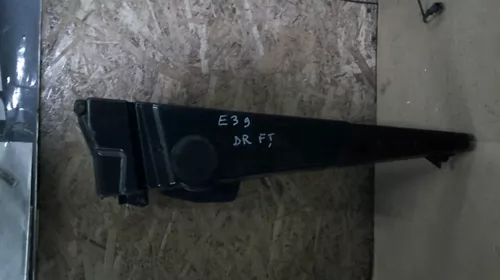 Difuzor usa fata dreapta pentru BMW Seria 5 E39, cod 8360776 [1]