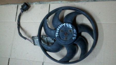 Motoras - Electroventilator pentru Volkswagen Touareg 7L, cod 7L0959455C   ,   1137328096