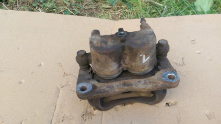 Etrier fata dreapta pentru Mazda CX7 ER, an de fabricatie 2006-2012, motorizare 2.3 benzina [1]