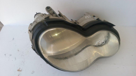 Faruri - Far dreapta Mercedes C-Class W203, A2038200861, an 2000-2004