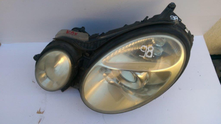 Faruri - Far stanga xenon Mercedes E-Class, W211, A0028202426, an 2002-2009