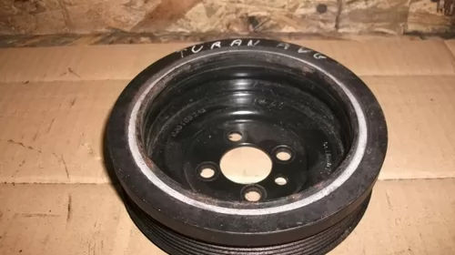 Motoare si anexe - Fulie pentru Audi A4B7 , motorizare 2.0 diesel, cod 03G105243