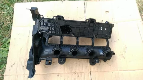 Capac culbutori  pentru Peugeot 207 , motorizare 1.4 diesel, cod 9646698680 [1]