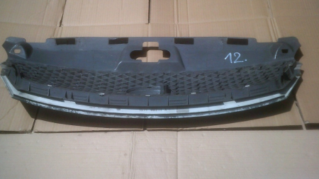 Bandouri si ornamente exterioare - Grila bara fata cu sigla Ford Mondeo Mk3, an 2003-2007 cod 1S7X-8A100-AH , 1S7X8A100AH