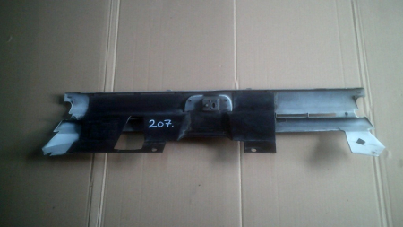 Bandouri si ornamente exterioare - Grila pentru Peugeot 306 , cod 9621133677