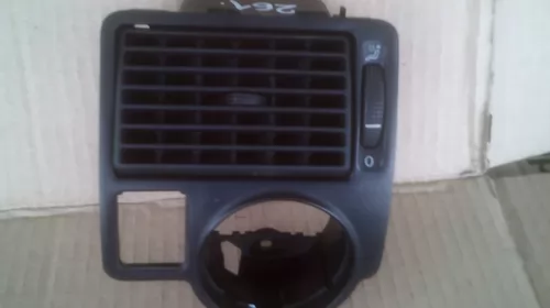 Plansa de bord si accesorii - Grila pentru Volkswagen Golf 4, cod 1J1819983B , 1J1815715A