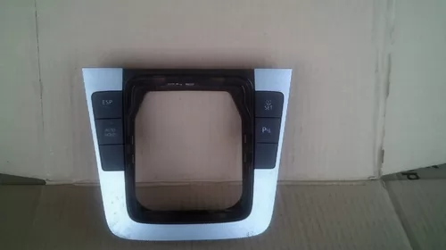 Plansa de bord si accesorii - Grila pentru Volkswagen Passat B6, cod 3C0864263