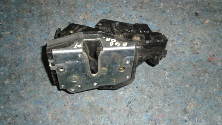Incuietoare usa fata dreapta pentru bmw SERIA 3 E46, cod 7011242 [1]
