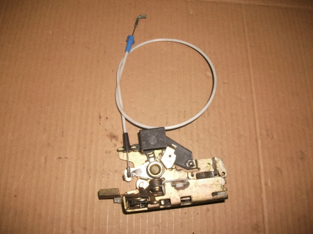 Incuietoare usa fata dreapta pentru Mercedes SPRINTER T1N, cod A9017201335 [1]