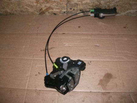 Incuietoare usa fata dreapta pentru Toyota AVENSIS T250, cod 50594A2 [1]
