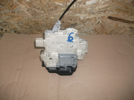 Incuietori - Incuietoare usa fata Stanga pentru AUDI A4 B7, cod 8E2837015AA