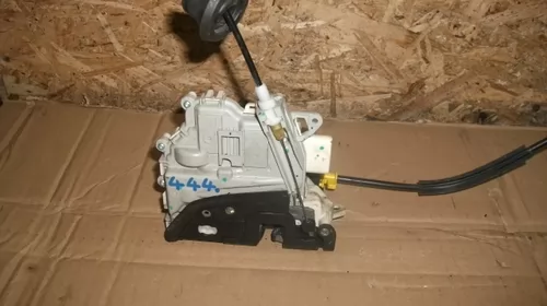 Incuietori - Incuietoare usa Fata Stanga pentru Audi A5 8T, cod 8J2837015C