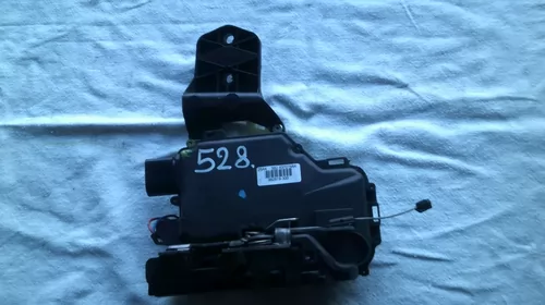 Electrica si electronica auto - Incuietoare usa Fata Stanga pentru Skoda Octavia 1, cod 3B2837015AK