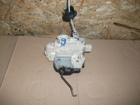 Incuietori - Incuietoare usa SPATE Dreapta pentru AUDI A4 B7, cod 8E0839016AA