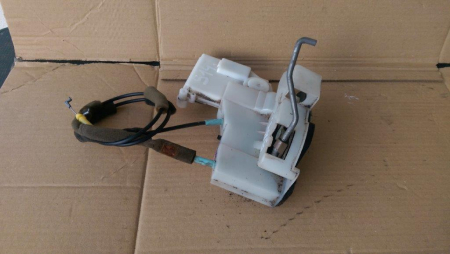 Incuietoare usa spate dreapta pentru Mazda CX7 ER [1]