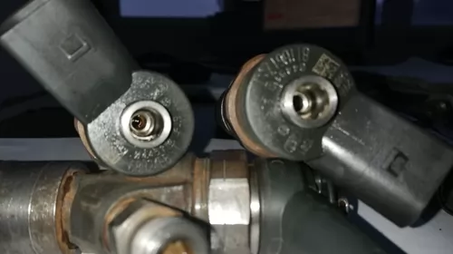 Injector pentru BMW Seria 5 E60, motorizare 3.0 diesel, cod 7794435 [1]