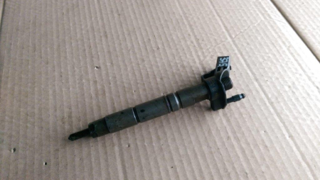 Injector pentru Mercedes Sprinter W906, motorizare 2.2 diesel, cod 0986435355 [1]