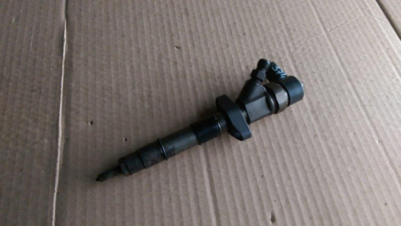 Injectie - Injector pentru Renault Laguna 2, motorizare 1.9 diesel, cod 8200381629   ,   0445110229