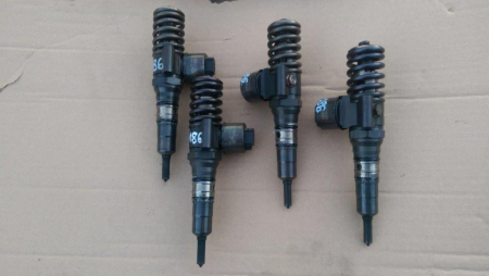Motoare si anexe - Injector VW Golf 5, 2.0tdi, 03G130073G, 0414720404, PDB027, an 2003-2009