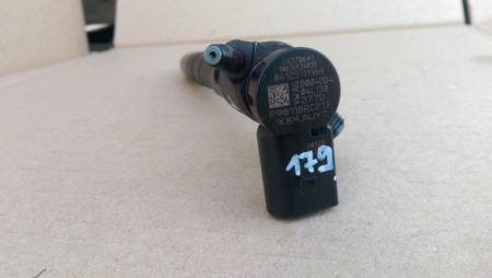 Injector VW Golf 7, 1.6 tdi, 04L130277D, an 2012-2020 [2]