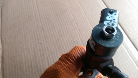 Injector pentru Volvo XC90 I, motorizare 2.4 diesel, cod 0986435120   ,   31303259 [3]