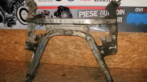 Alte piese de directie - Jug motor Fata pentru BMW Seria 7 E65, motorizare 3.0 Diesel, cod 6752293
