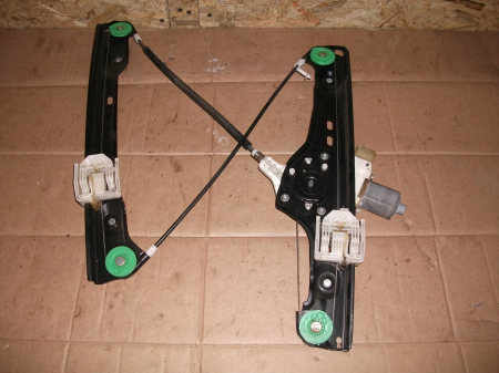 Macara geam fata dreapta pentru BMW Seria 3 E90, cod 6927028/7060266S/7140588E [1]