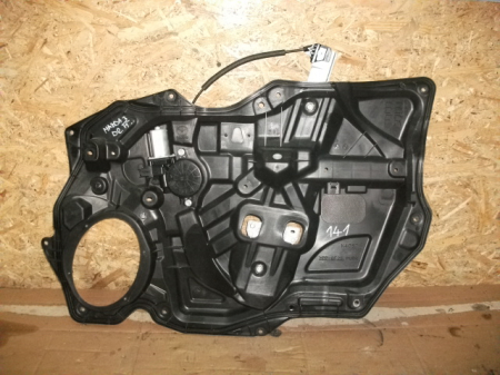 Macara geam - Macara geam fata dreapta pentru MAZDA 3 BL, cod D01G5858X/BBM45897X