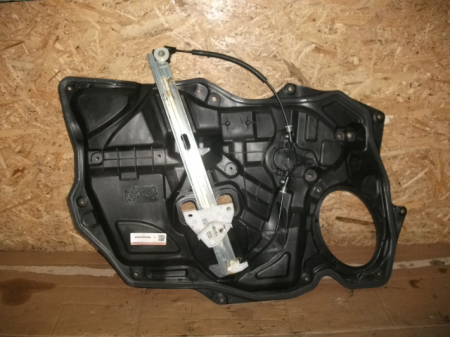 Macara geam fata dreapta pentru MAZDA 3 BL, cod D01G5858X/BBM45897X [1]