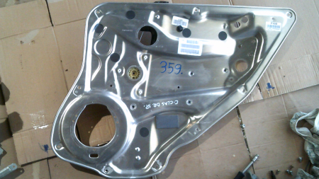 Macara geam - Macara geam spate dreapta pentru Mercedes C-Class W204, cod 981702100/911787-100