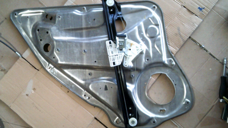 Macara geam spate dreapta pentru Mercedes C-Class W204, cod 981702100/911787-100 [1]
