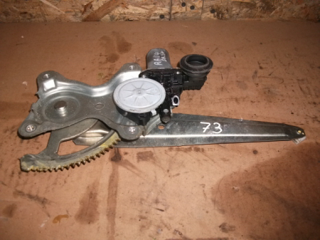 Macara geam - Macara geam spate dreapta pentru Toyota RAV-4 , cod 85720-35140/262100-2340