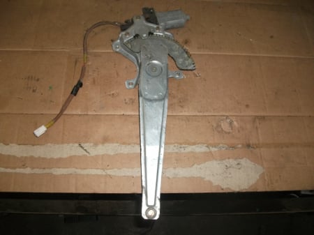 Macara geam spate stanga pentru MAZDA Premacy , cod 862100-3930 [1]